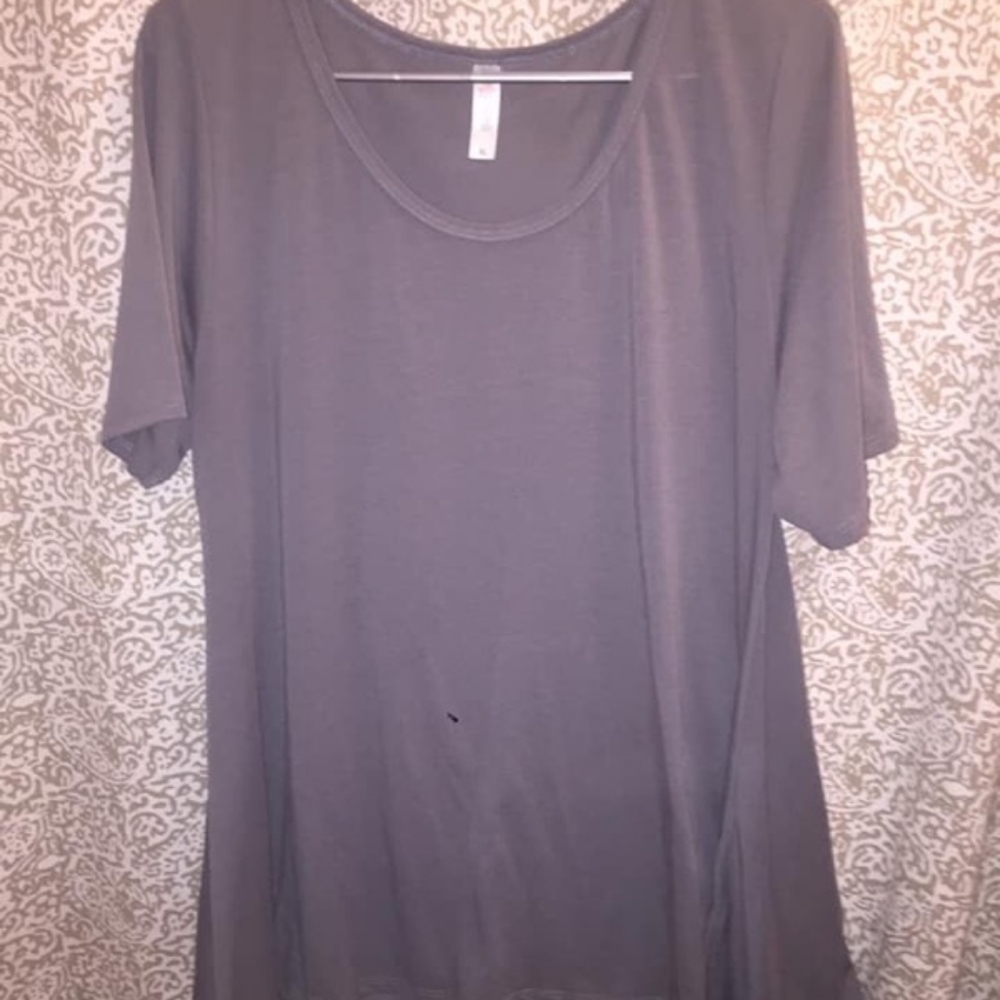 Gray LuLaRoe top
